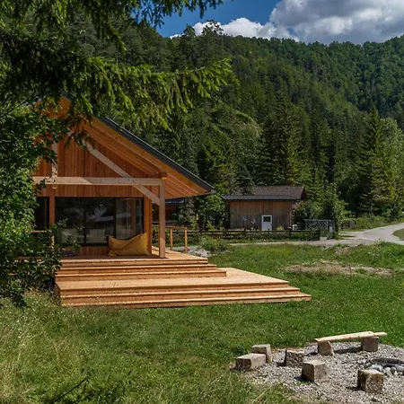 Semesterbostad Naturparkresort Lausernest